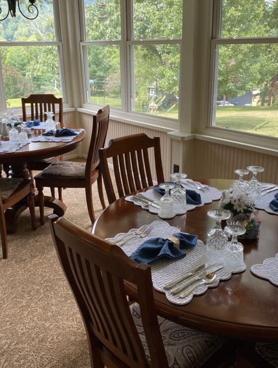 Breakfast tables at the Andon-Reid Inn B&B in Waynesville, NC